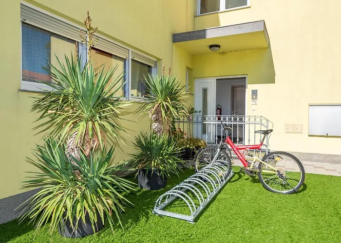 Antonio Apartman Sukosan