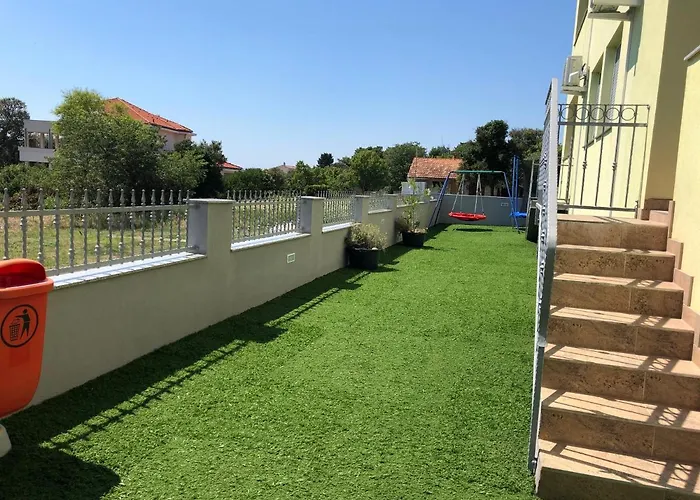 Antonio 公寓 Sukošan